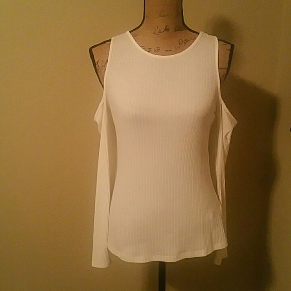 Divided Tops - White and Black off the shoulder top.